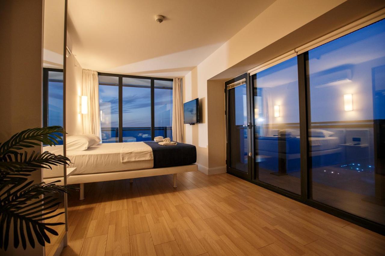 Panorama Orbi City Center Suite Sea View Batumi Kültér fotó