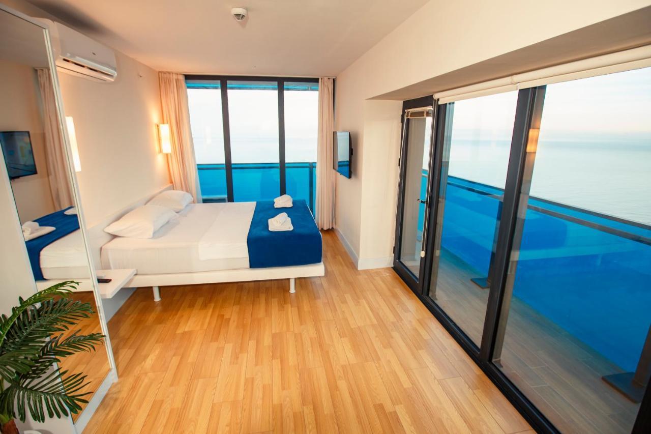 Panorama Orbi City Center Suite Sea View Batumi Kültér fotó